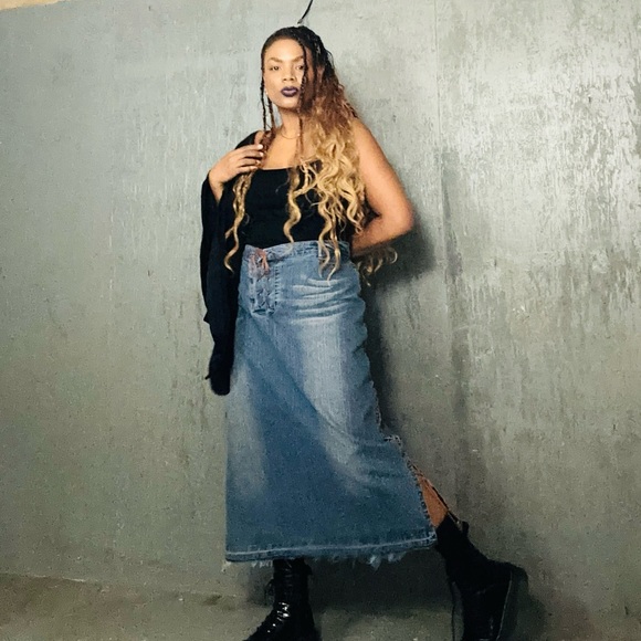 S’ebo Paris Midi Skirt, 20 - Picture 3 of 11